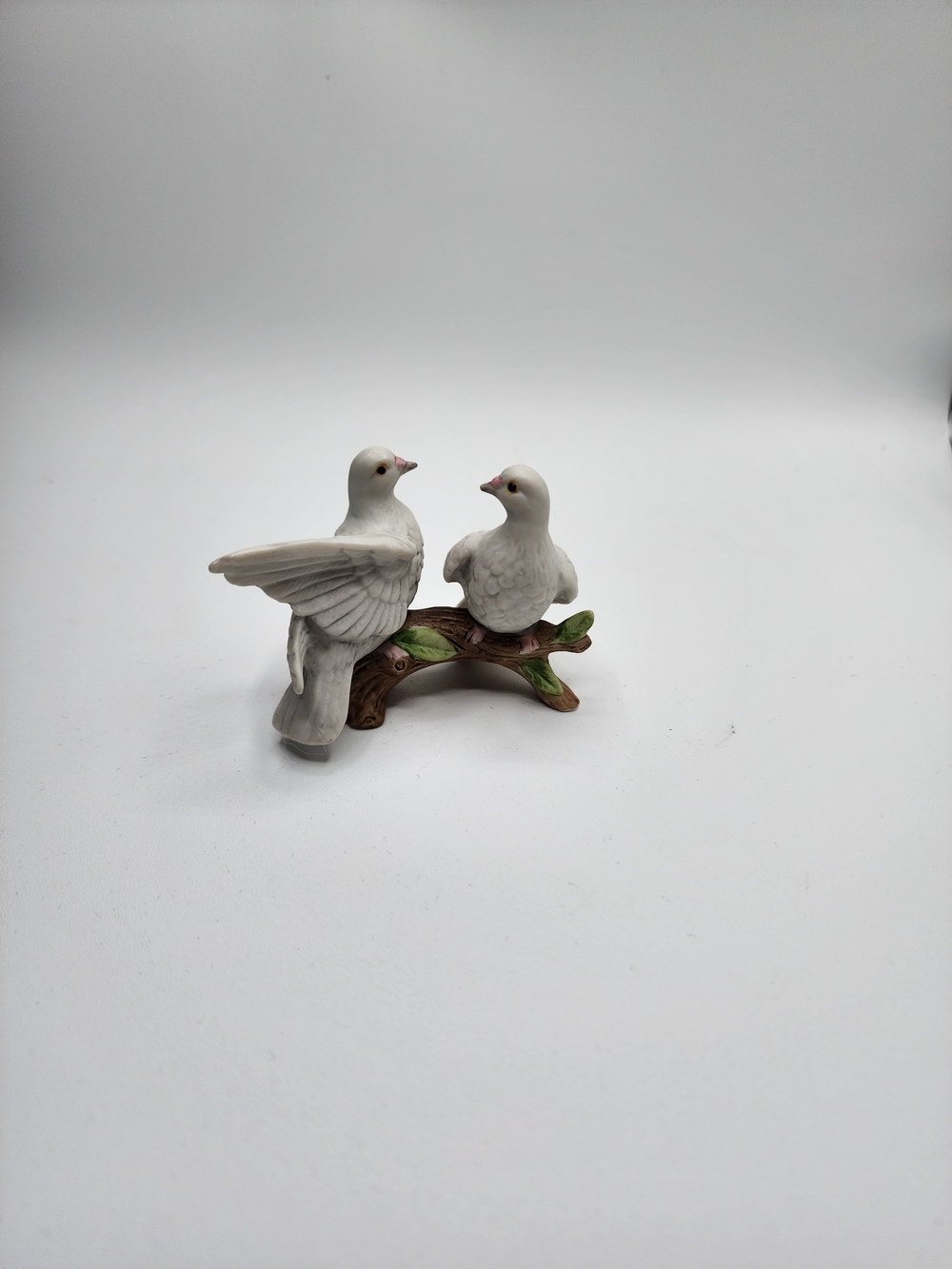 Lefton Dove Figurine Pair on Branch - Vintage Collectable